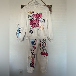 14-16 youth sweatshirt/pant set